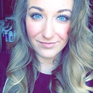 Meet your Posher, Angelina